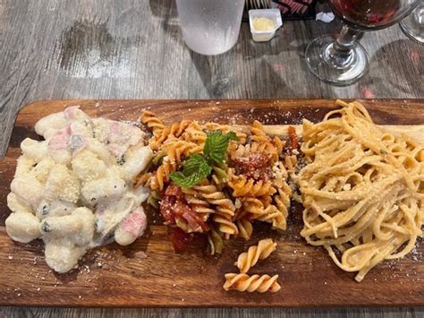 Papa luigi woodstown - Finally, IT’S TUESDAY!! The day we’ve all been waiting for COME GET YOUR… Pasta Flights are served from 4-9...